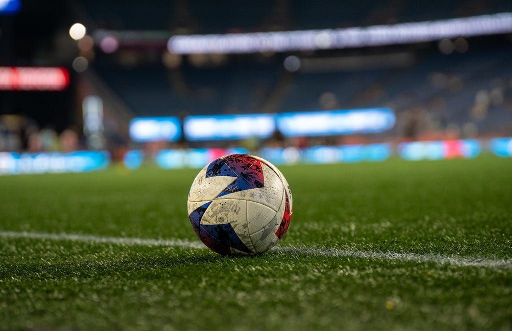 Revolution Notebook: Welcome to the Jungle Post feature image