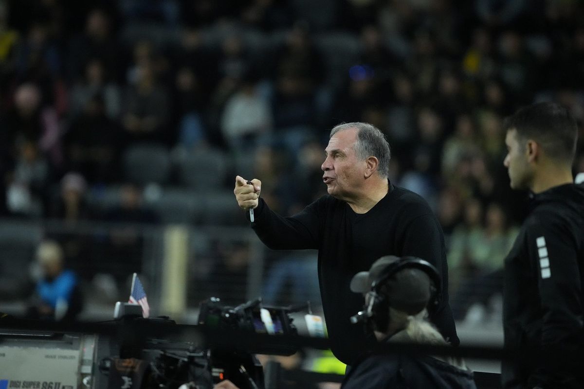 What Might the Revolution Look Like Without Carles Gil? Post feature image