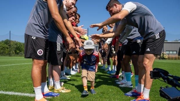 4-Year-Old Fan Designs Jersey for Revs' Fight Childhood Cancer Match Post feature image