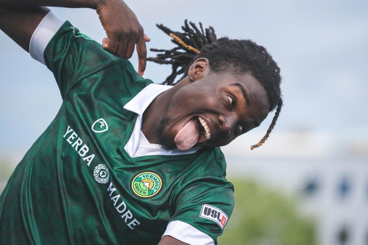 USL 2 Northeast Division Roundup: Western Mass Pioneers Top of the Table Post feature image