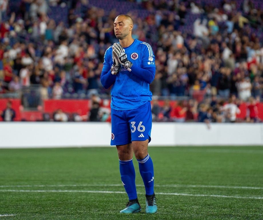 With Djordje Petrović Gone, Earl Edwards Jr. Is in the Spotlight (At Least For Now) Post image