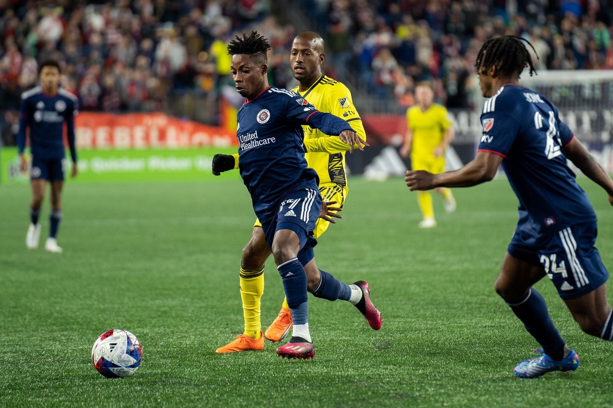 Latif Blessing On Turf: "I Don’t Like Playing On Turf Because You Get A Lot Of Injuries" Post image