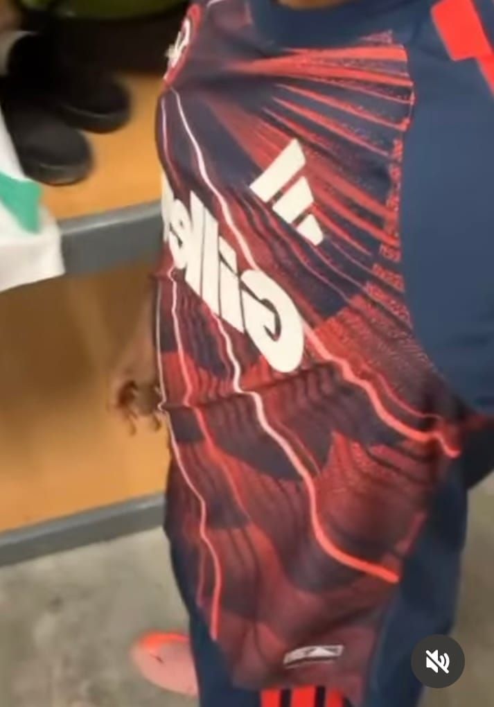 First Look: Video Shows Off Details of Leaked Revolution Jersey Post image