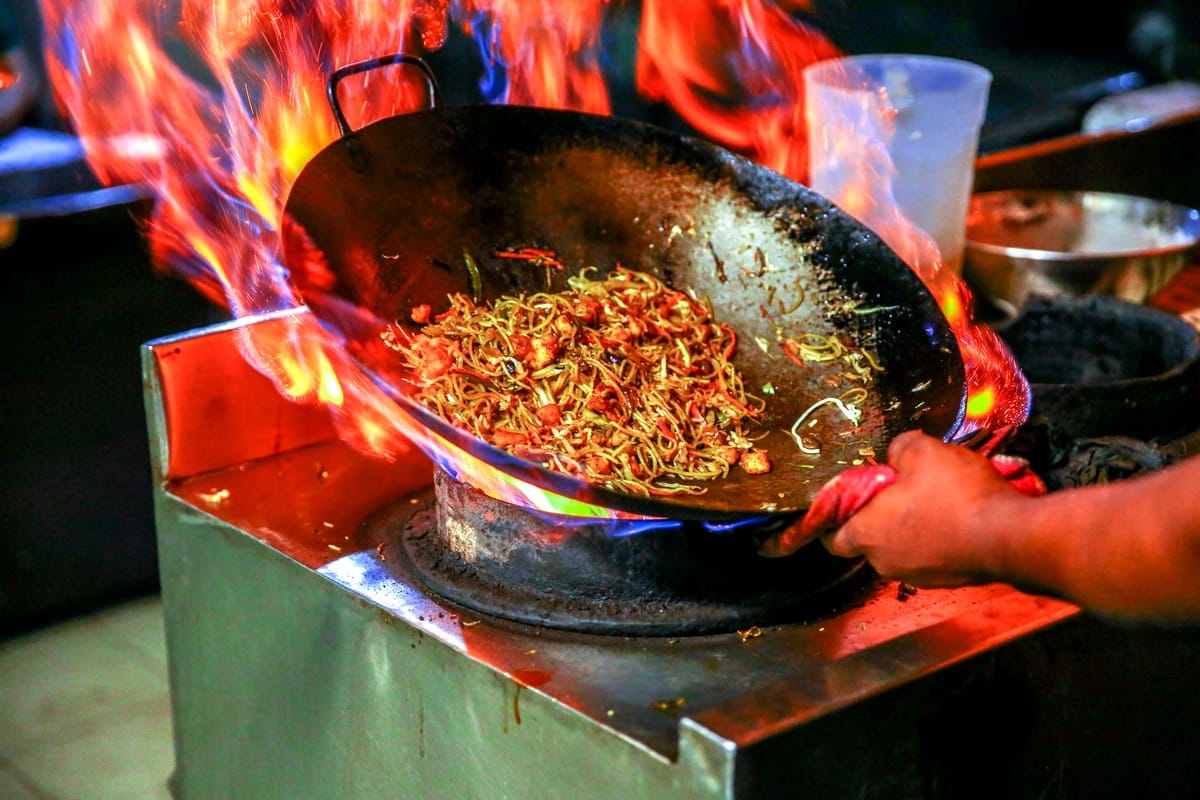 The Wok That Gets Hot Enough for Wok Hei in Lard
