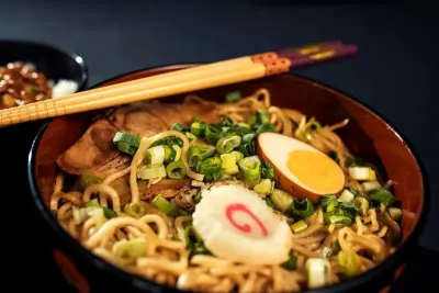 Ramen in Tallow Bone Broth — the Long-Cooked Tonkotsu Method