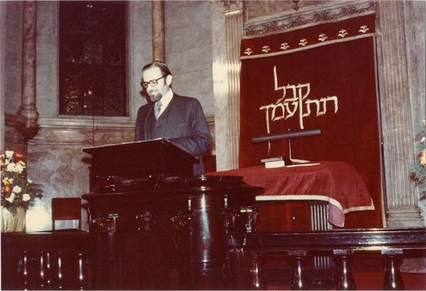 Rabbi Lamm, Sukkot, and the Spiritual Perils of Materialism