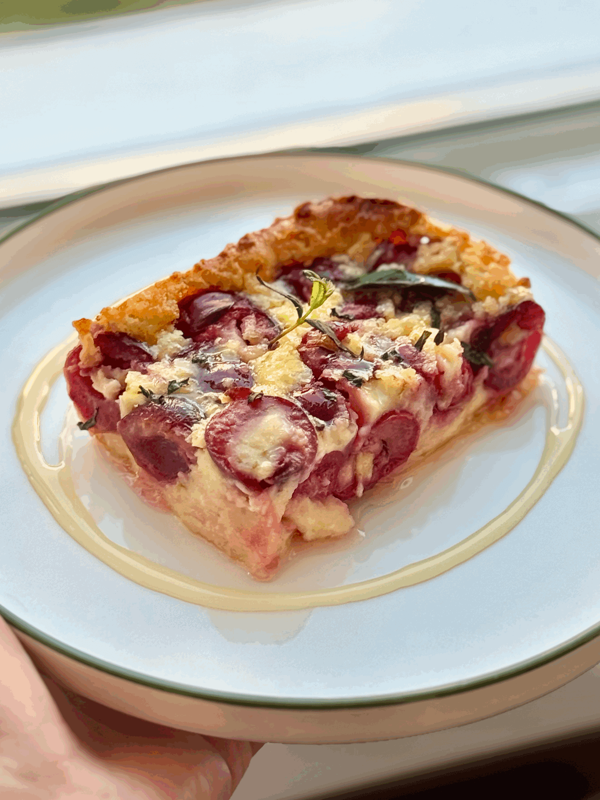 Clafoutis cu vișine și cireșe