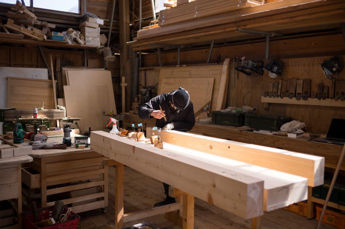 On Hiring Japanese Carpenters (Anywhere In the World)