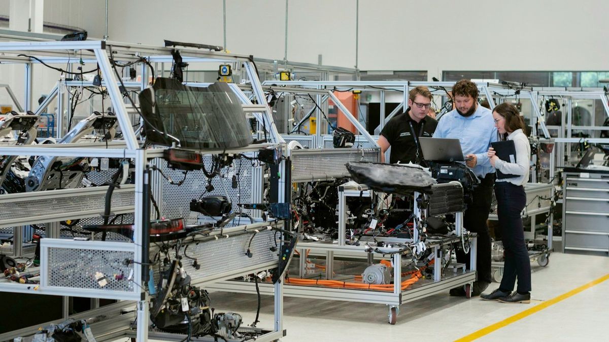 TeamCentral lands $3.8 million Seed Round to power enterprise AI & automation