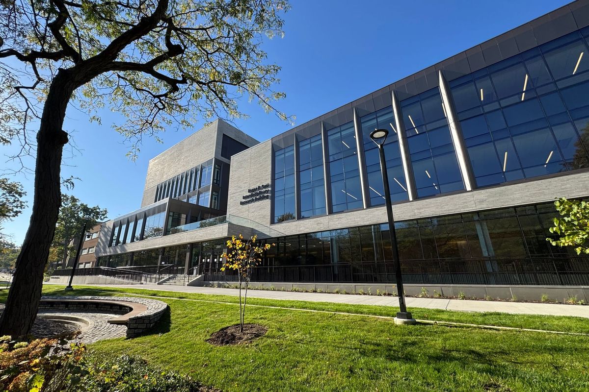 CWRU launches $2.5 billion campaign, opens $300 million Cleveland research hub