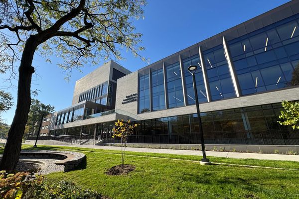 CWRU launches $2.5 billion campaign, opens $300 million Cleveland research hub