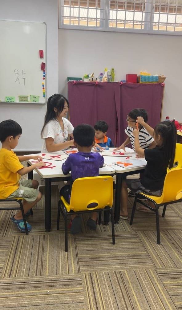 Helping Hands for Dyslexia: Meet Denise