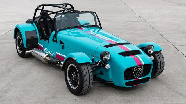 It's a Tiny British Track Car that decided on Wearing a Miami Vice Suit