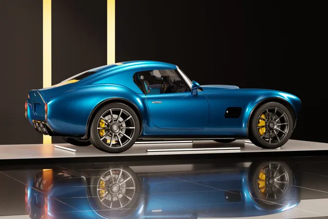 The Car That Helped Invent the Speed Limit Finally Got a Roof