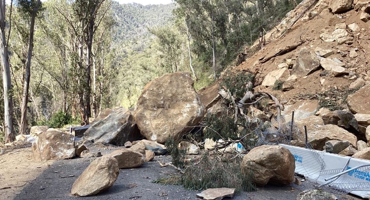 Elliott Way to remain closed Post feature image