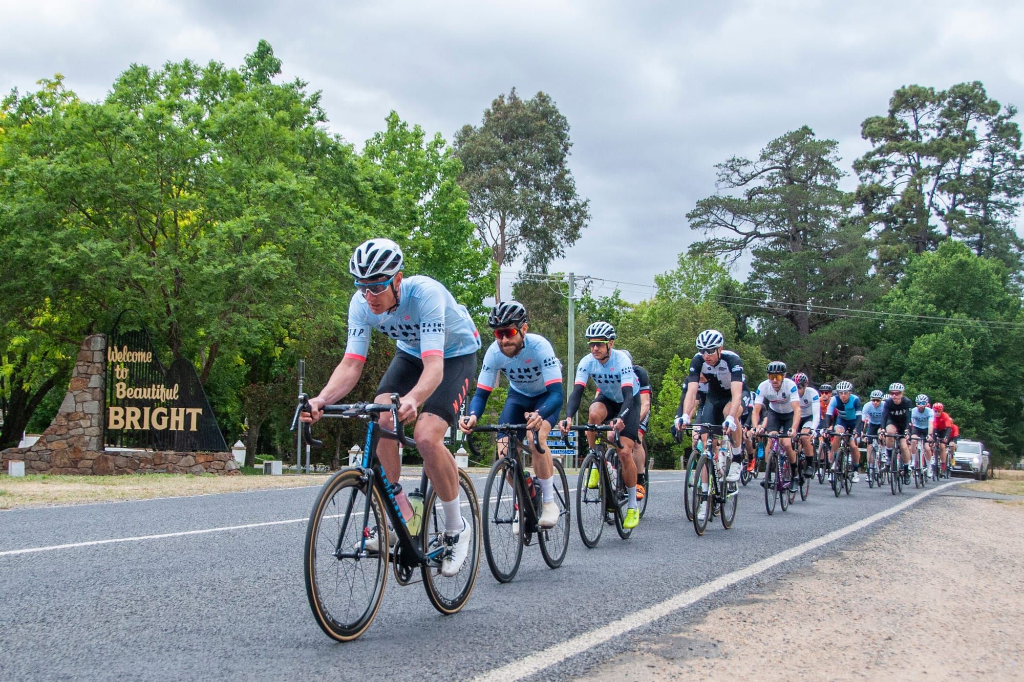 Scenic cycling tour brings fierce competition Post image