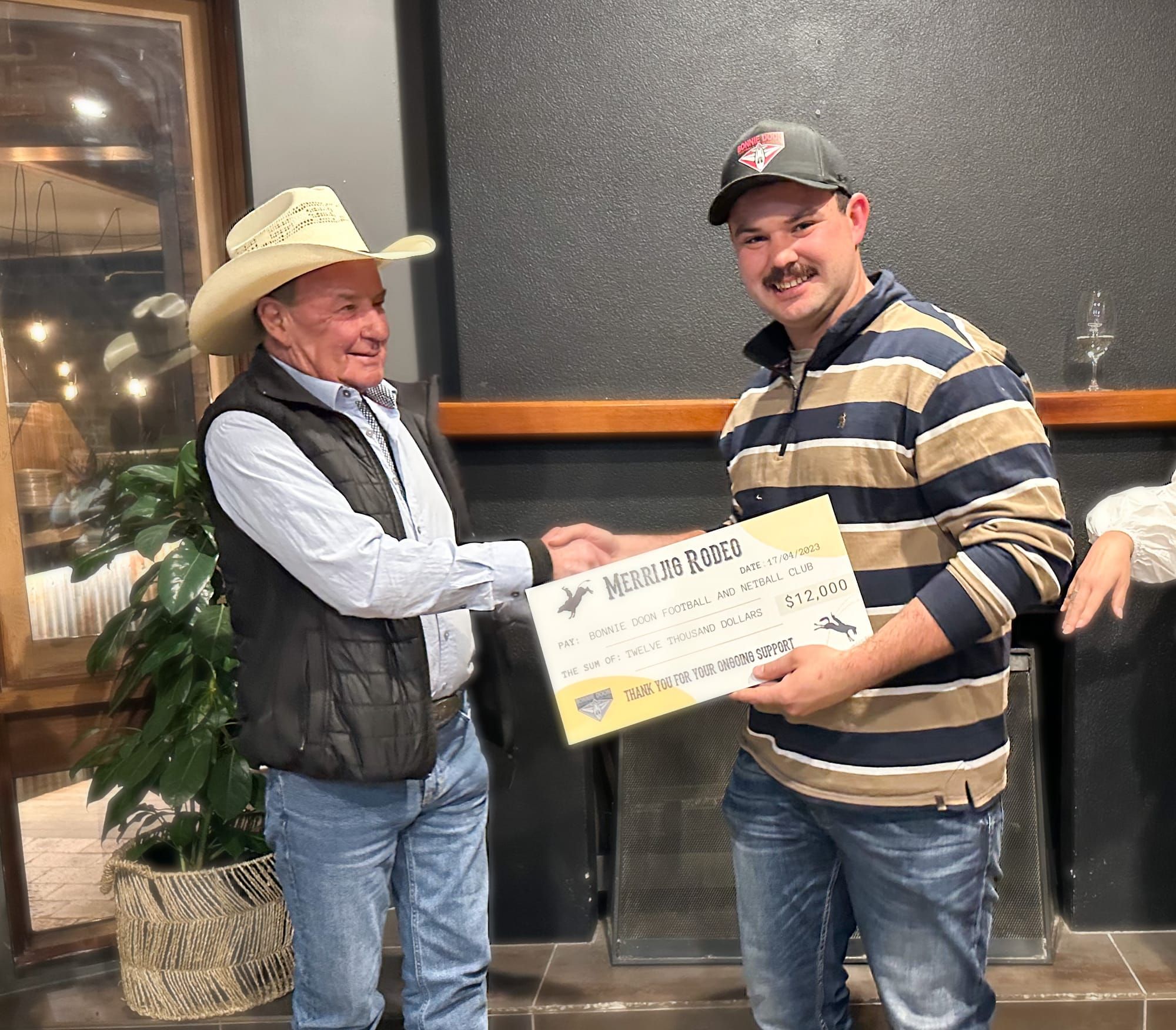 Record give–back to rodeo volunteers Post image