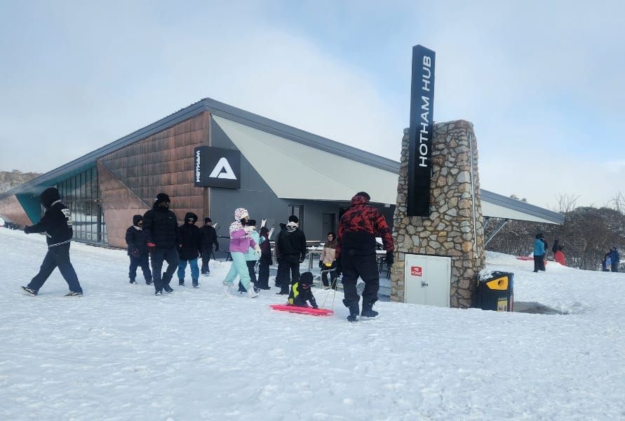 Hotham Snowplay Hub helping you enjoy winter holiday magic Post image
