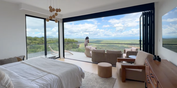 Living Large, Off Grid