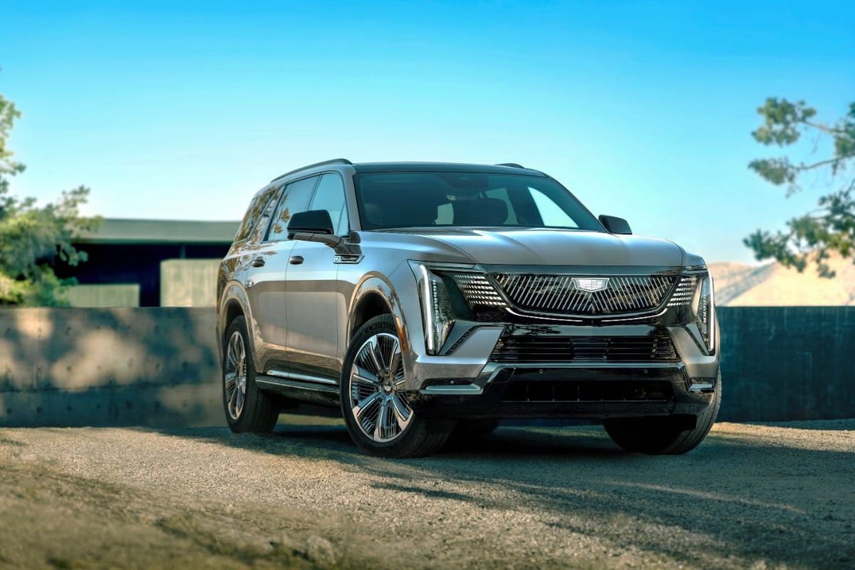 2026 Cadillac Escalade IQL Preview