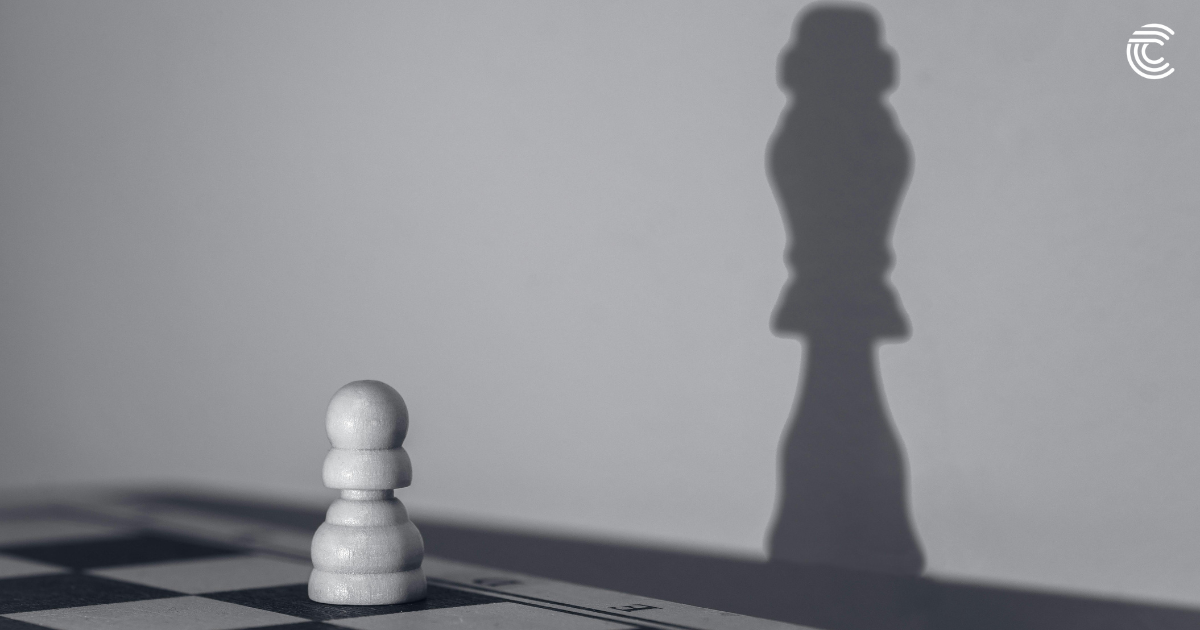 Scacchiera che rappresenta la crescita — scrivere aforismi motivazionali ogni mattina