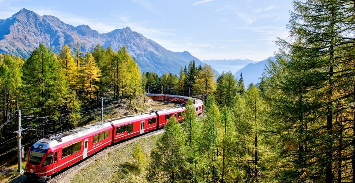 Treno giapponese e pagoda - metafora della leggenda sul treno sbagliato e le scelte di vita