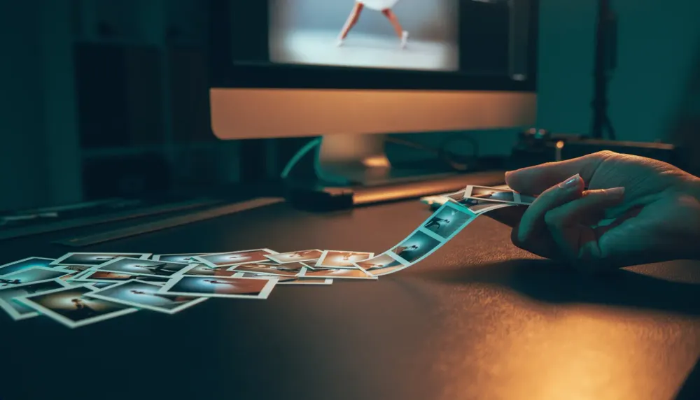 A numbered image sequence becoming one moving clip on the DaVinci Resolve timeline