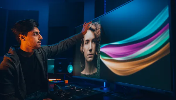 DaVinci Resolve Color Warper grid bending a blue and orange landscape palette