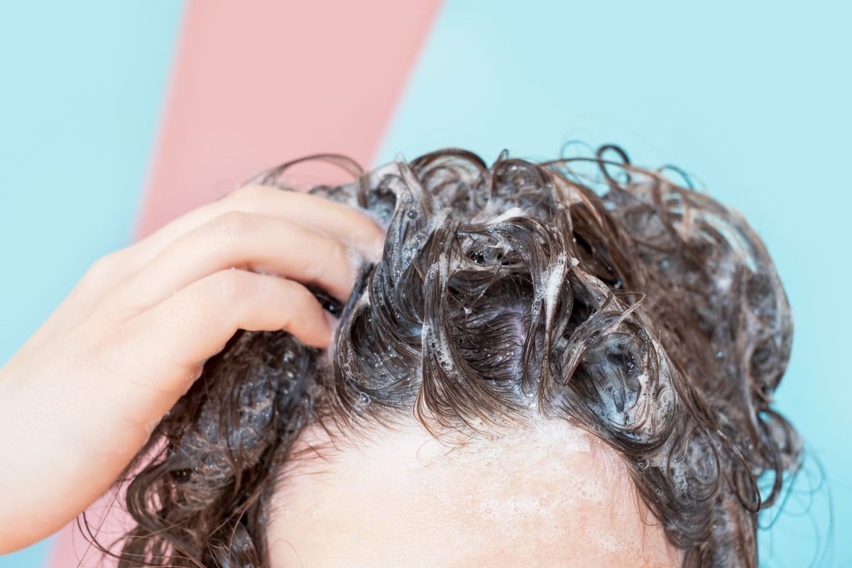 The Molecular Weight Mistake: Why Your Protein Treatment Is Coating Instead of Correcting Hair.