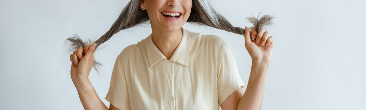 The Hands-Off Rule: Why Your 'Hair-Touching' Habit is Stealing Your Shine and Causing Split Ends