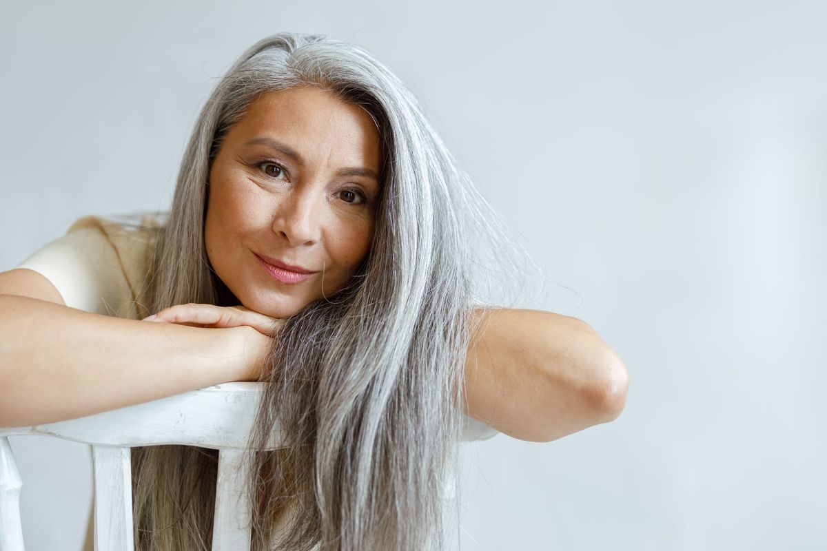 The Age-Related Fade: The Evening Activation Ritual for Fading Hair Volume