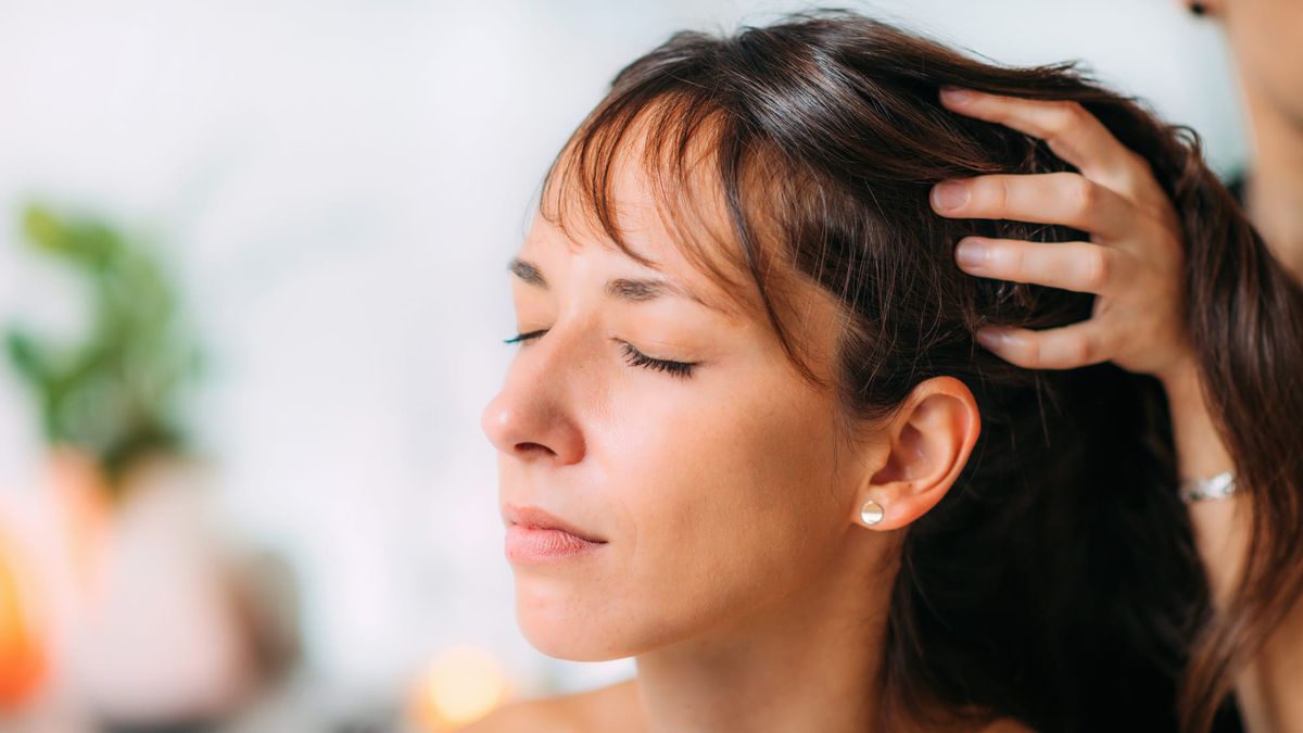 The Scalp Stagnation: Why Your Follicles Go Dormant (And How to Wake Them Up)