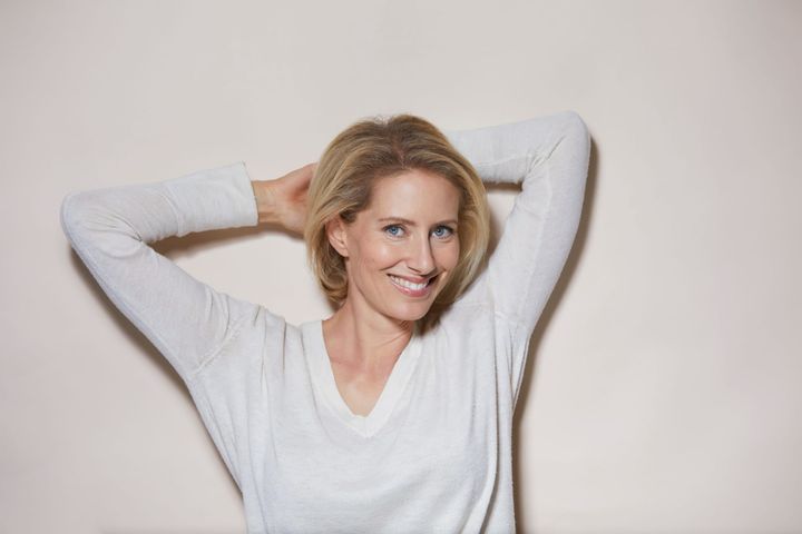 The Mature Volume Fade: How Changing Cellular Signals Thin Your Hair Design After 50