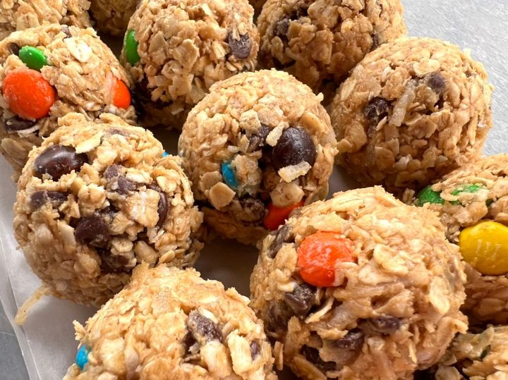 Oatmeal Peanut Butter Energy Balls