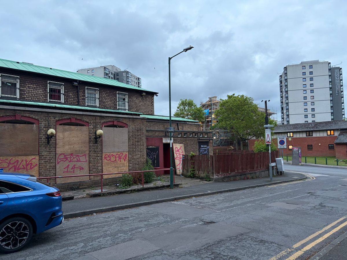 Nottingham pubs face pressure as closures rise across UK