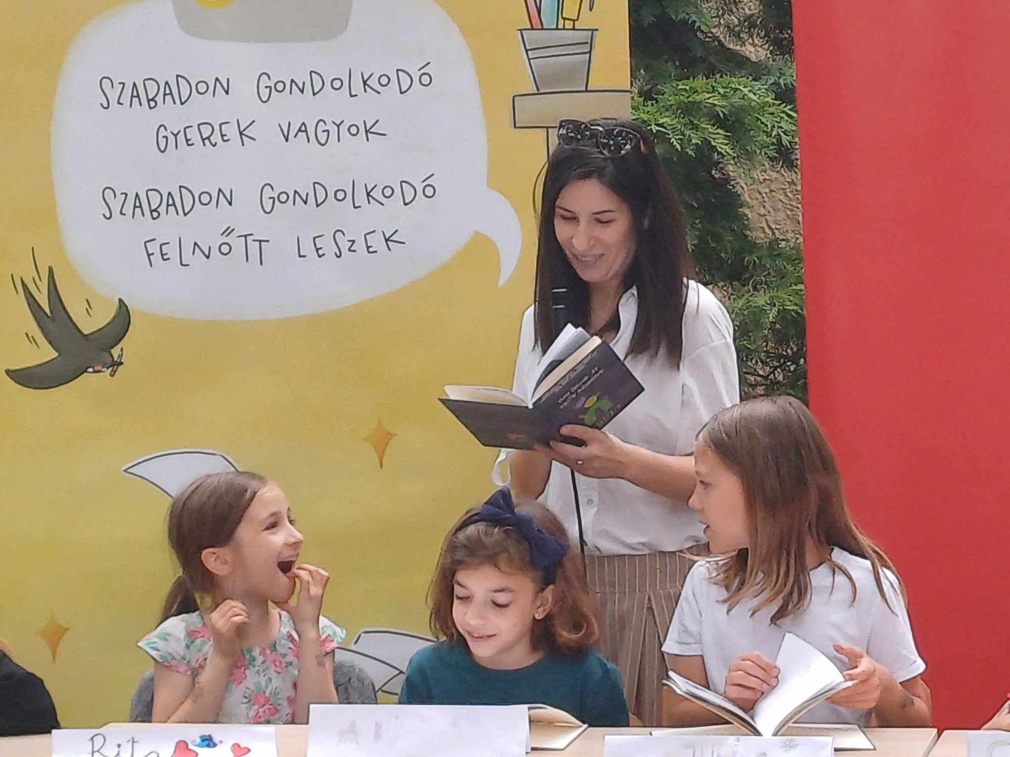 Könyvbemutató a Kassákban.