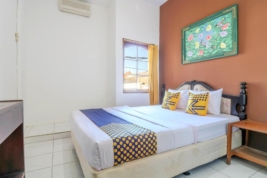 hotel chandra adi graha oyo kamar