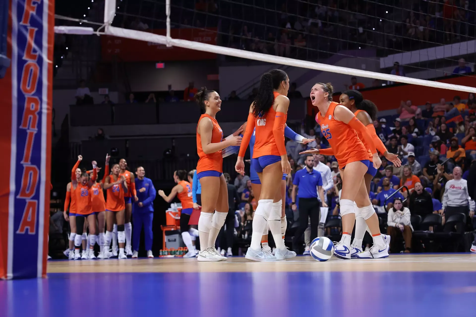 Florida volleyball team celebrating vs Kentucky