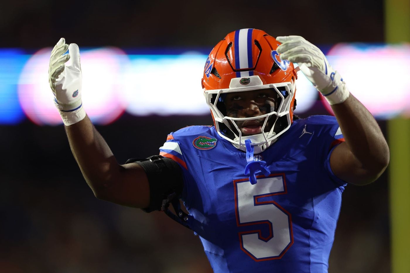 Florida Gators linebacker Myles Graham