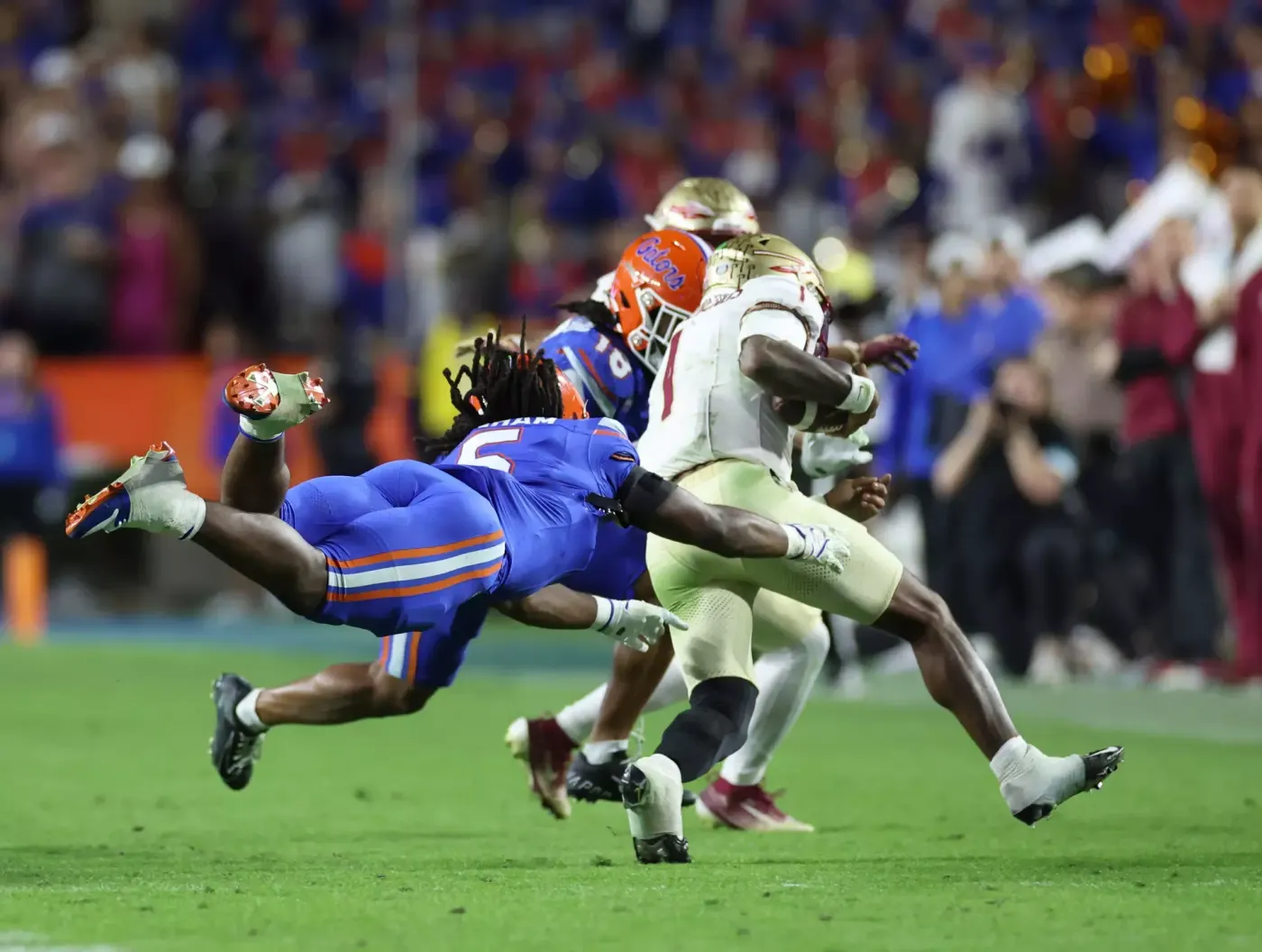 Florida linebacker Myles Graham against Florida State