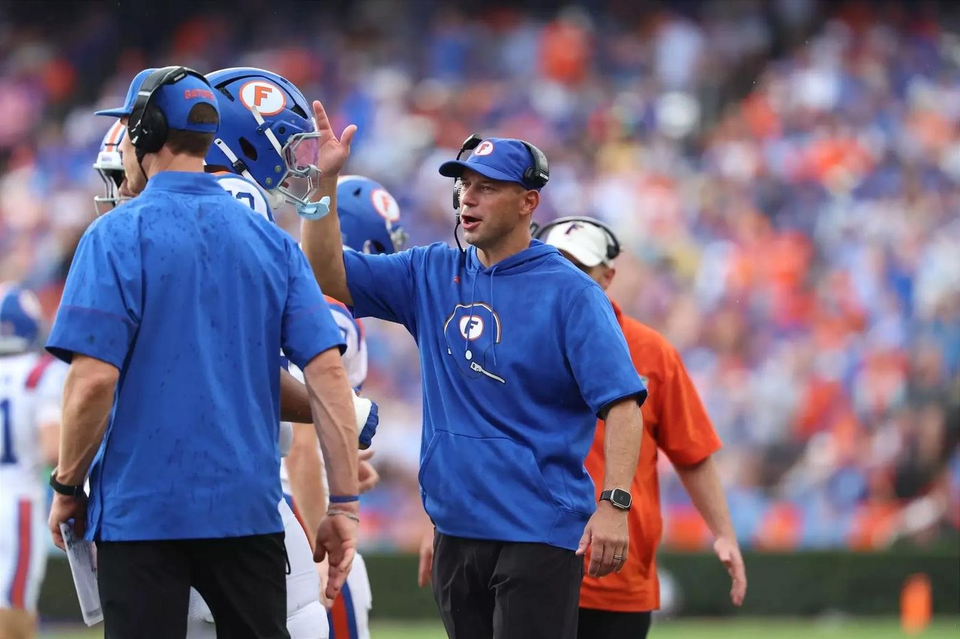Florida head coach Jon Sumrall on the sideline vs South Carolina