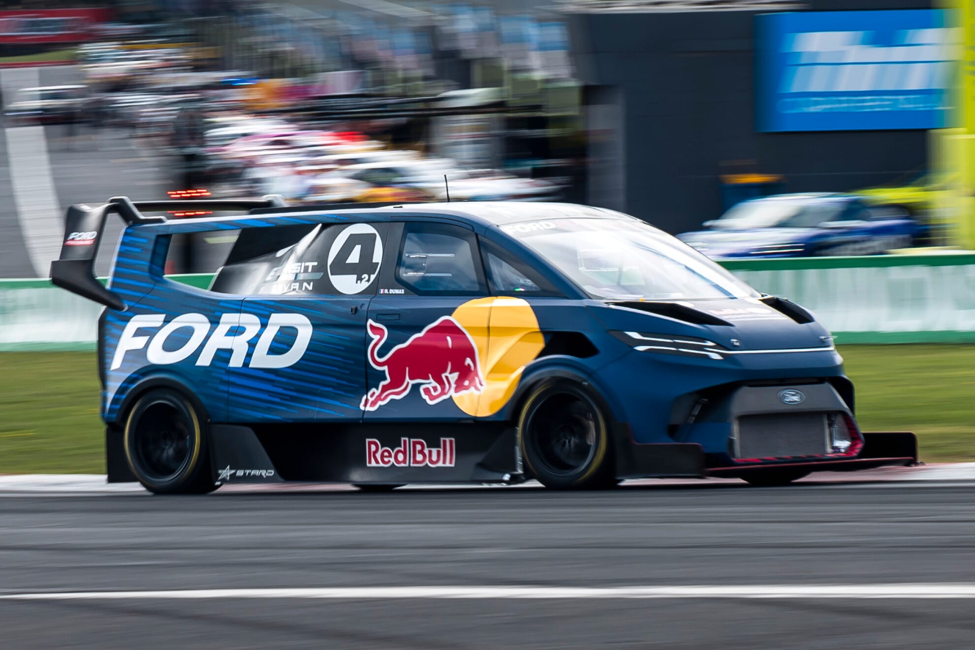 Ford's fastest cars to get engines again