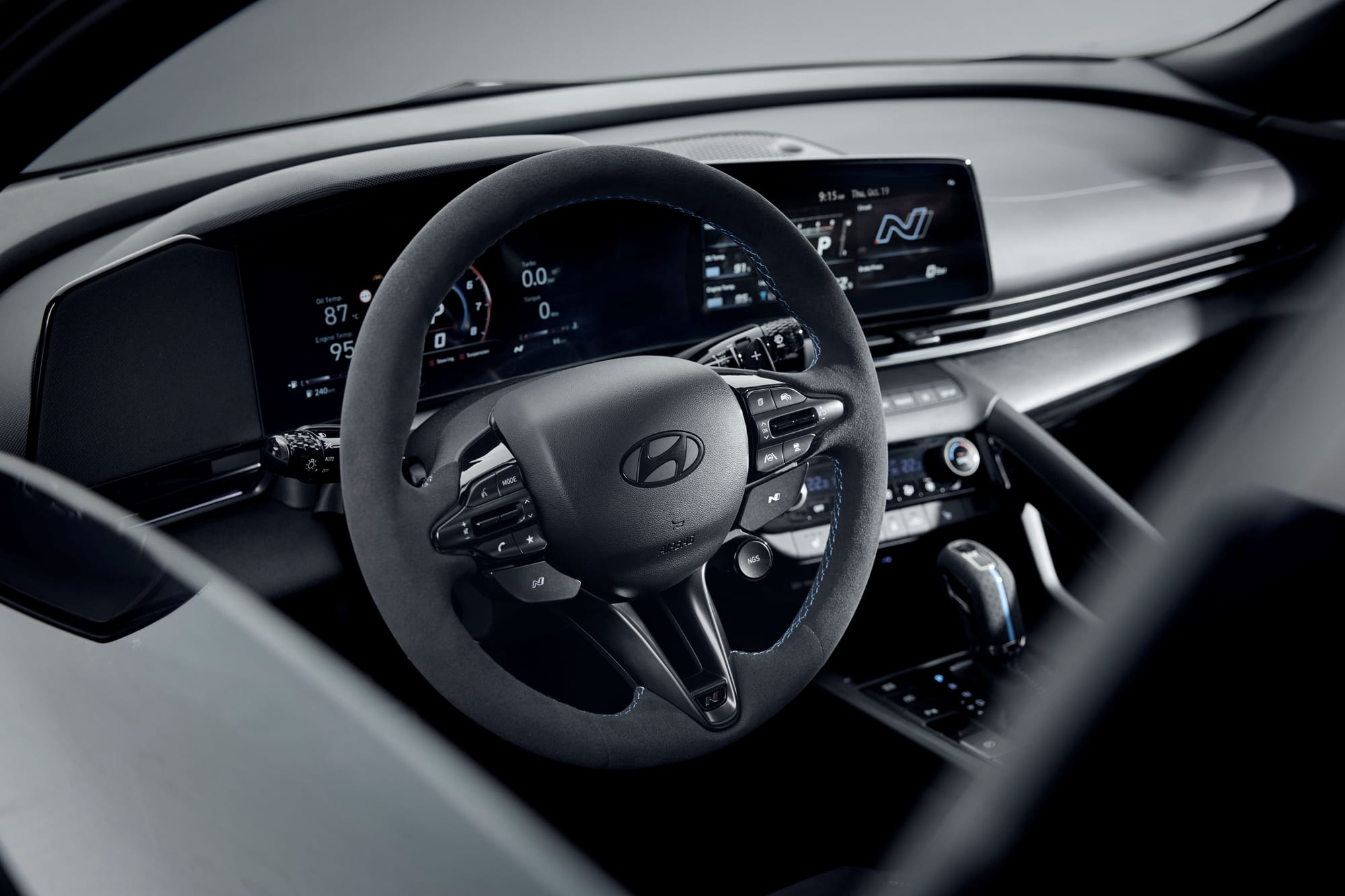 Hyundai i30 Sedan Monochrome