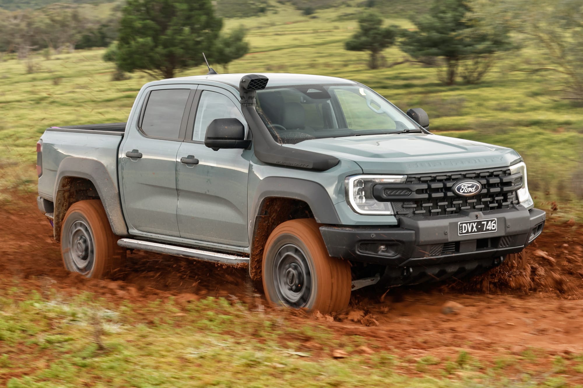 Ford Ranger Super Duty XLT driving in mud