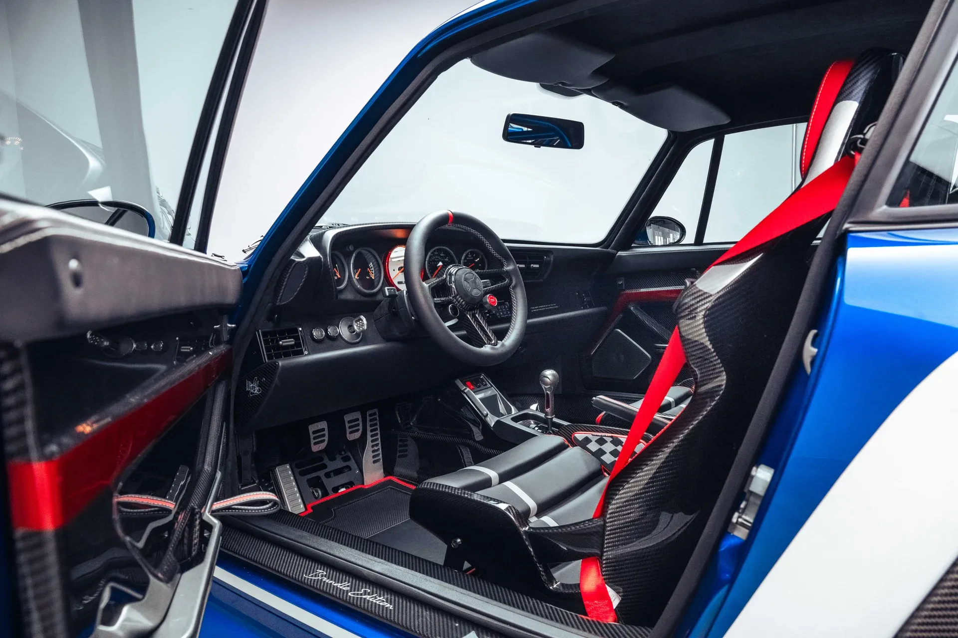 Gunther Werks Brundle Edition Turbo