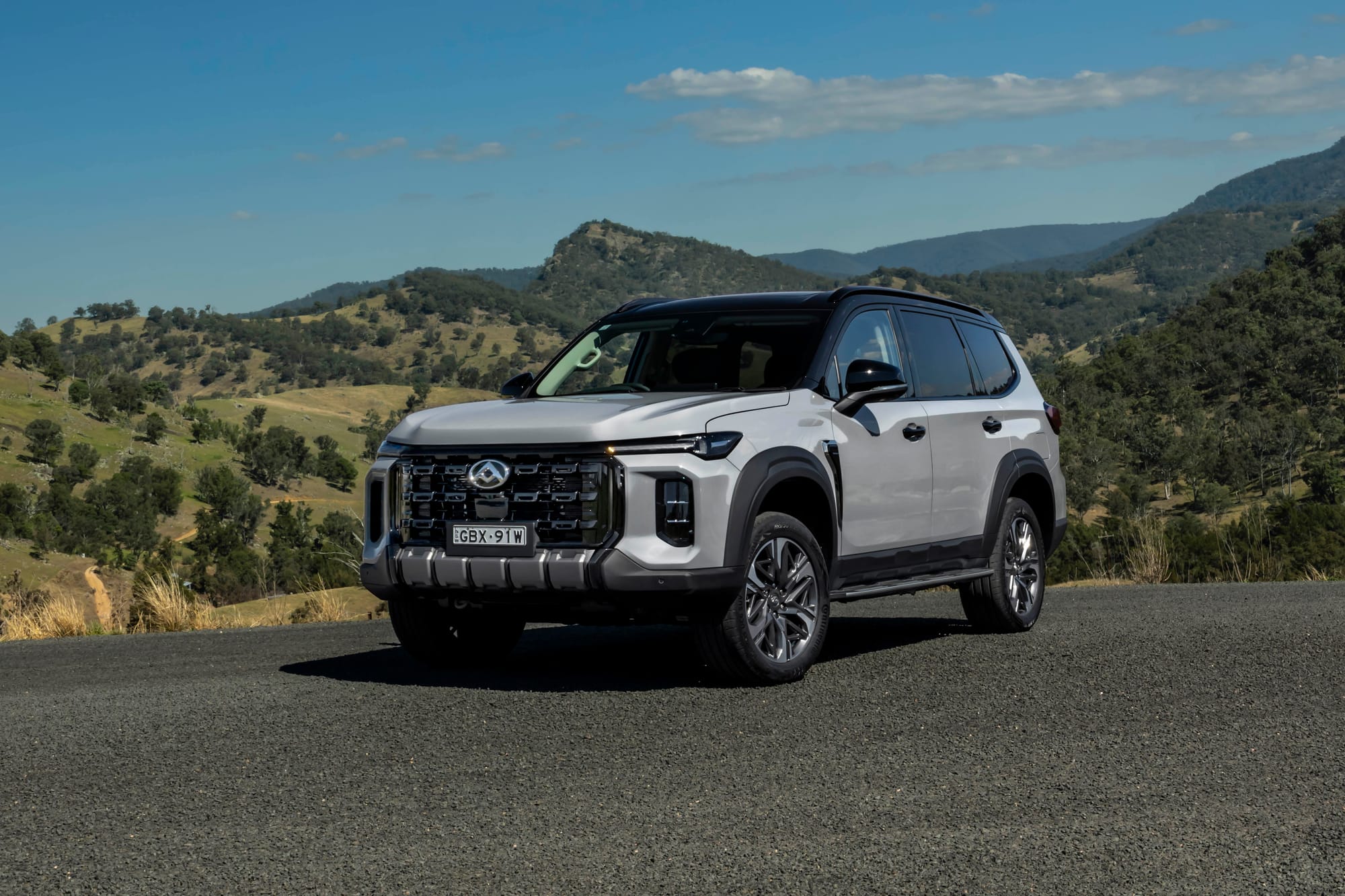 The LDV D90 Luxe