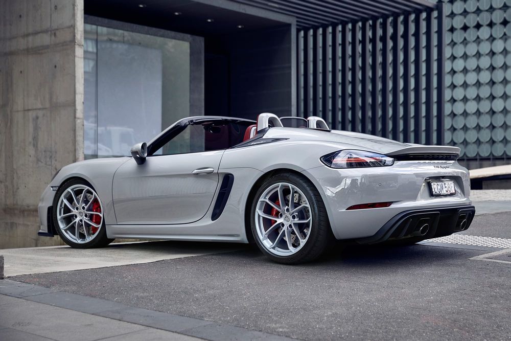 Sports car icon confirmed for controversial comeback