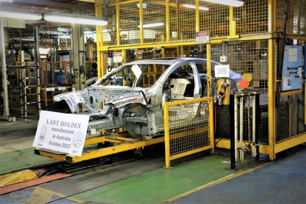 Former Australian Prime Minister calls for local car industry to be rebuilt