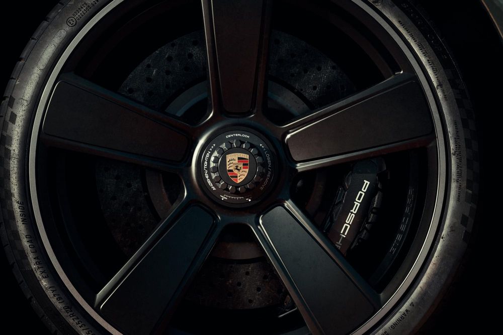 Porsche’s next supercar will have an eight-cylinder engine