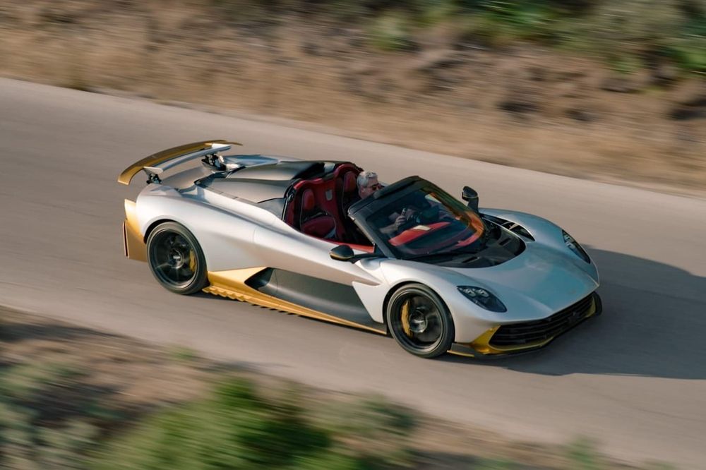 Aston Martin Valhalla Spider